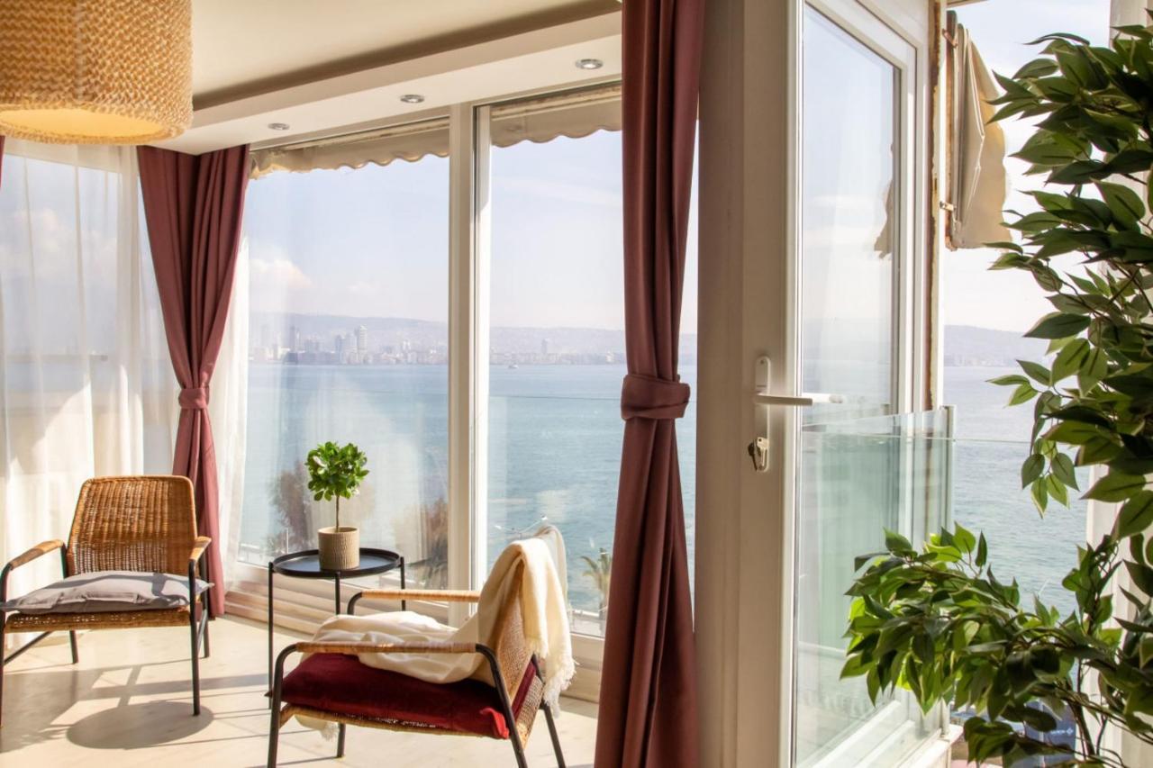Exceptional Flat With Gorgeous Sea View In Izmir Apartment Ngoại thất bức ảnh