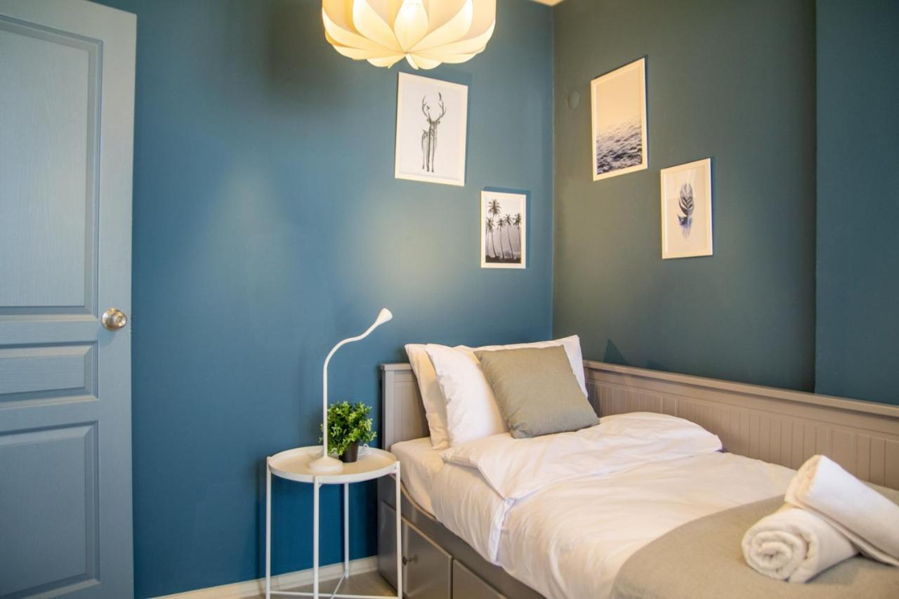Exceptional Flat With Gorgeous Sea View In Izmir Apartment Ngoại thất bức ảnh